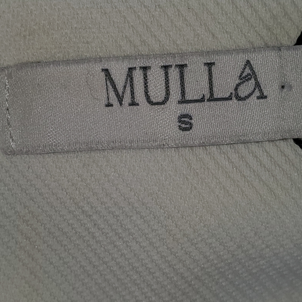 Mulla Cream Ruffled Crop Top NWOT Sm. - Picture 2 of 11